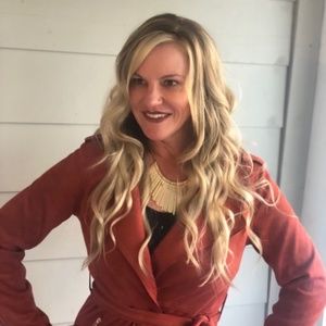 Meet your Posher, Candice